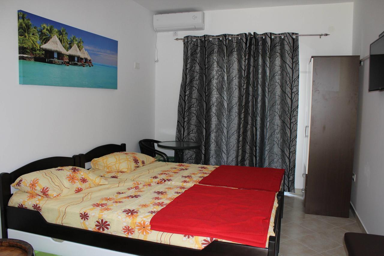Apartments 4 Sailors Каменари Экстерьер фото