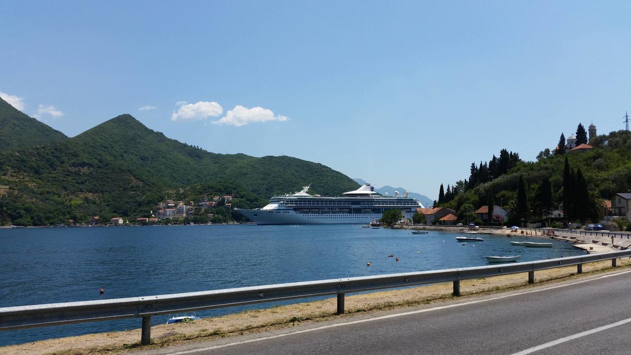 Apartments 4 Sailors Каменари Экстерьер фото