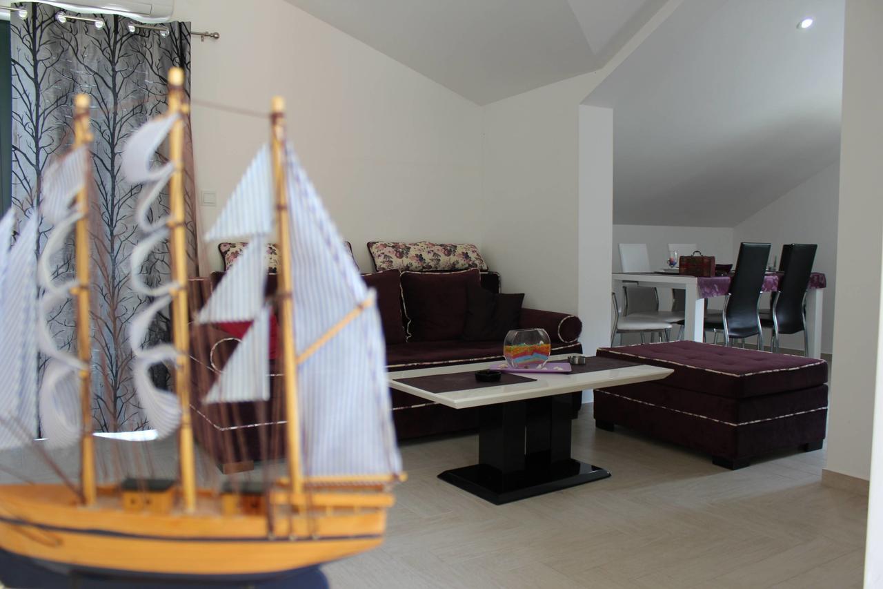Apartments 4 Sailors Каменари Экстерьер фото