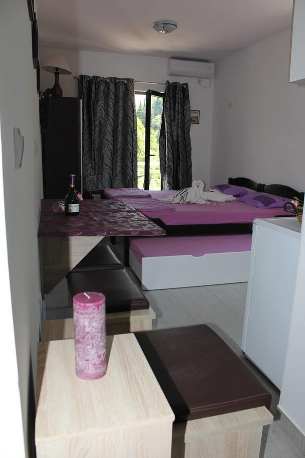 Apartments 4 Sailors Каменари Экстерьер фото
